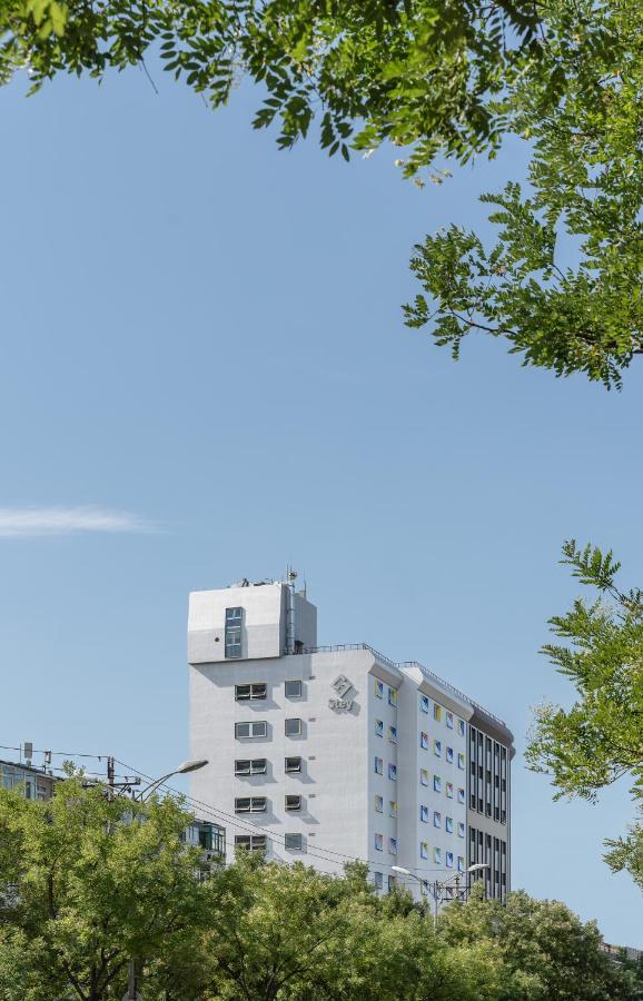 Stey Beijing 798 Art Zone Hotel Bagian luar foto